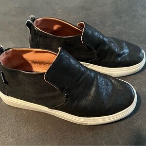 Black Slip-On Women’s Shoes